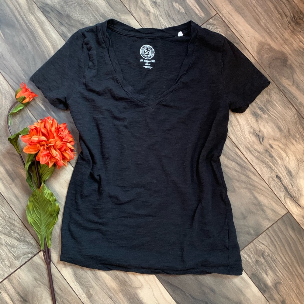 SO Perfect Tee V neck